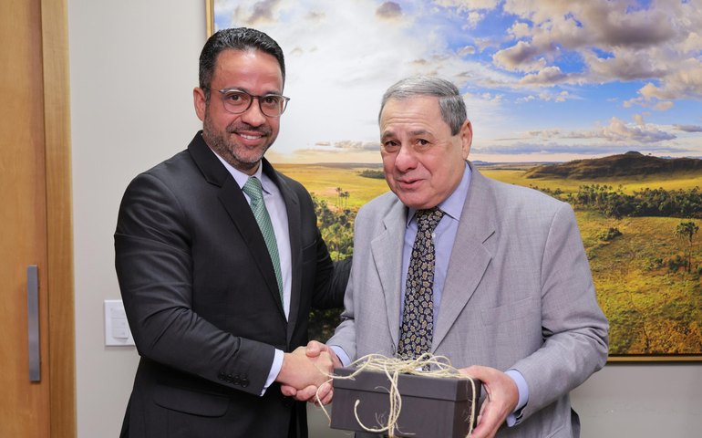 Governador anuncia evento de normas técnicas em Alagoas, com a presença de 40 países