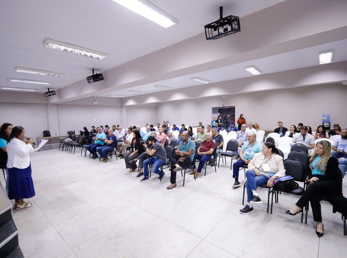 Prefeitura de Palmeira renova convênio com Crea-AL e sedia Encontro Microrregional de Engenharia