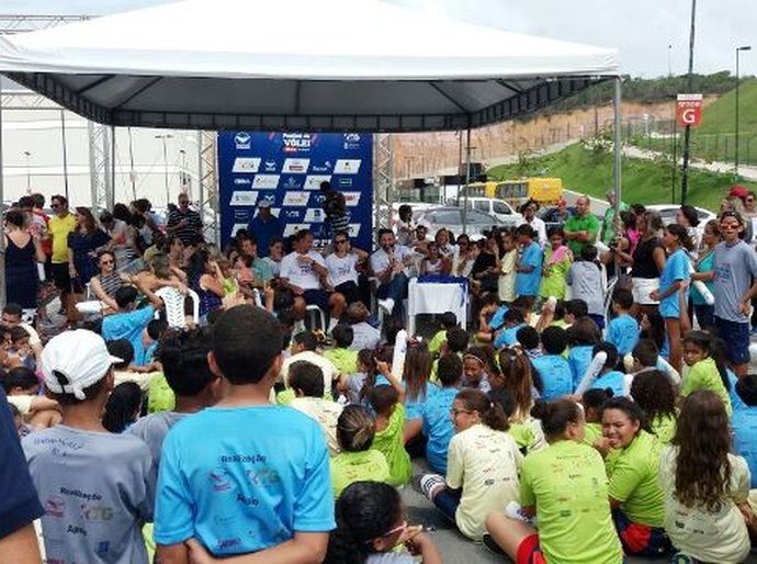 Crianças coruripenses participam do 1º Festival de Voleibol Mirim de Alagoas