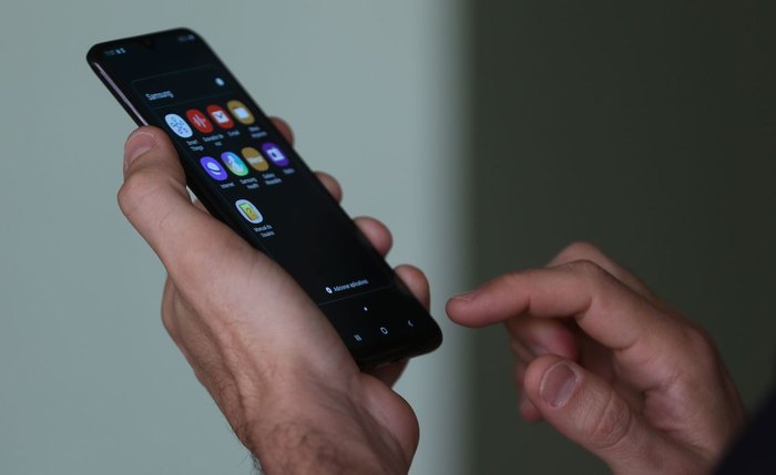 Programa está disponível na App Store ou Google Play