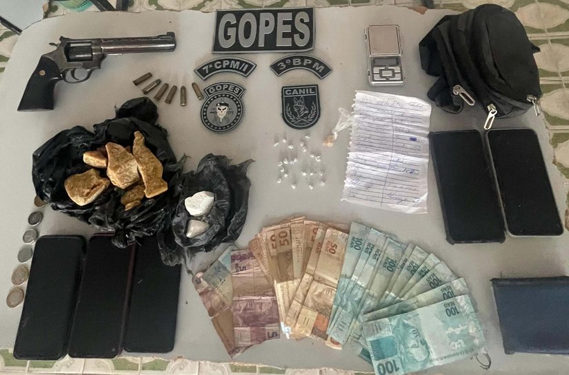 Em uma semana, PMAL retira das ruas 35 armas de fogo e mais de 26 kg de drogas