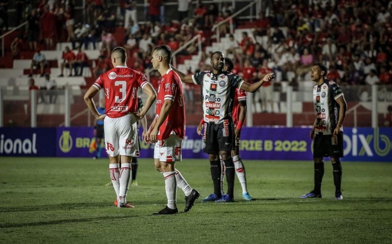 Vila Nova empata com Operário e continua na lanterna da Série B