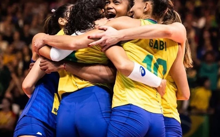 Seleção de vôlei derruba Polônia e conquista 7ª vitória seguida na Liga das Nações