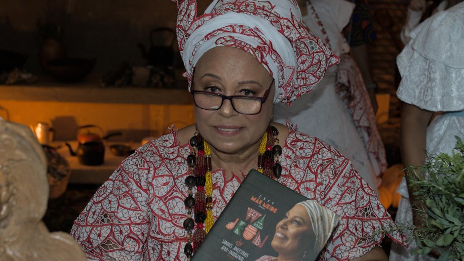 Bienal: Governo de AL e chef Mãe Neide lançam “Wa Jeun: Sabores Ancestrais Afro-indígenas”