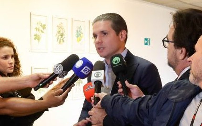 Hugo Motta destaca necessidade de avaliar impacto fiscal antes de ampliar limite do MEI