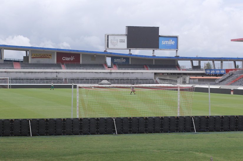 Delmiro Gouveia e Barra de São Miguel disputam a grande final da Copa do Interior