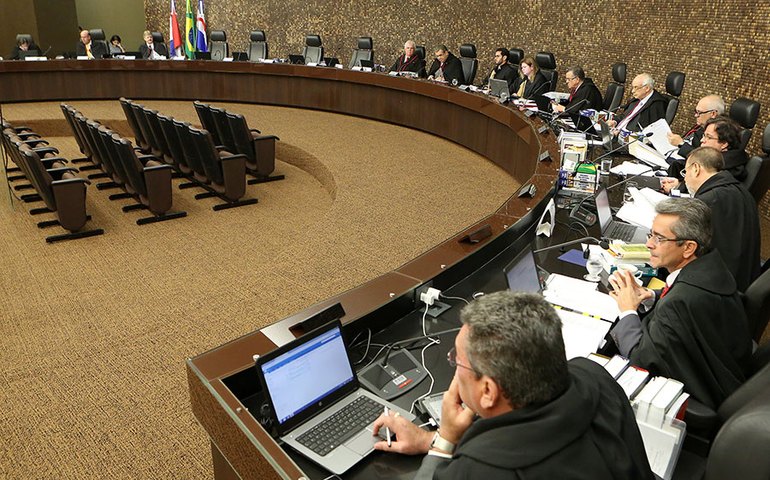 ﻿Unimed deve custear fertilização em mãe que engravidará para tratar filho