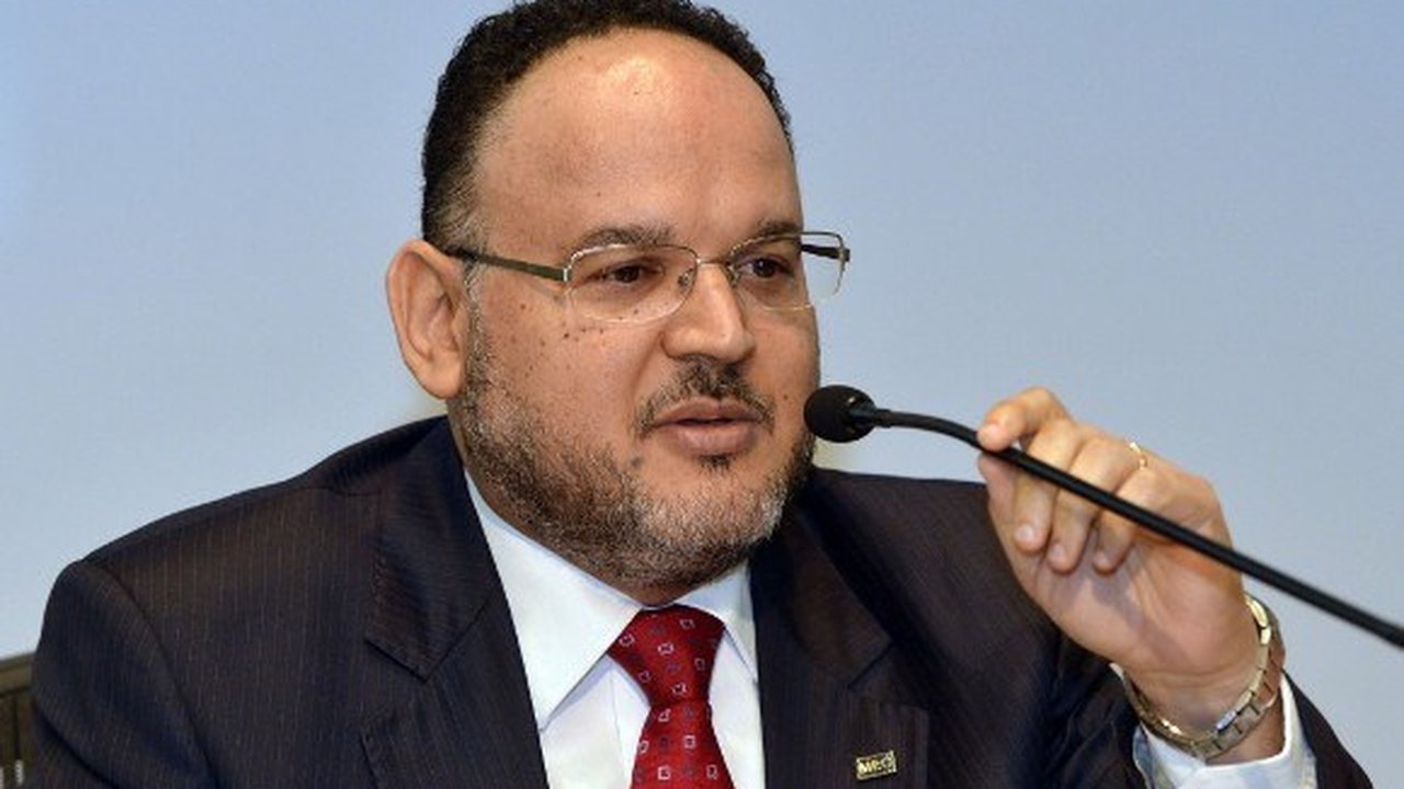 Ministro da Educação confirma presença em Congresso em Maceió