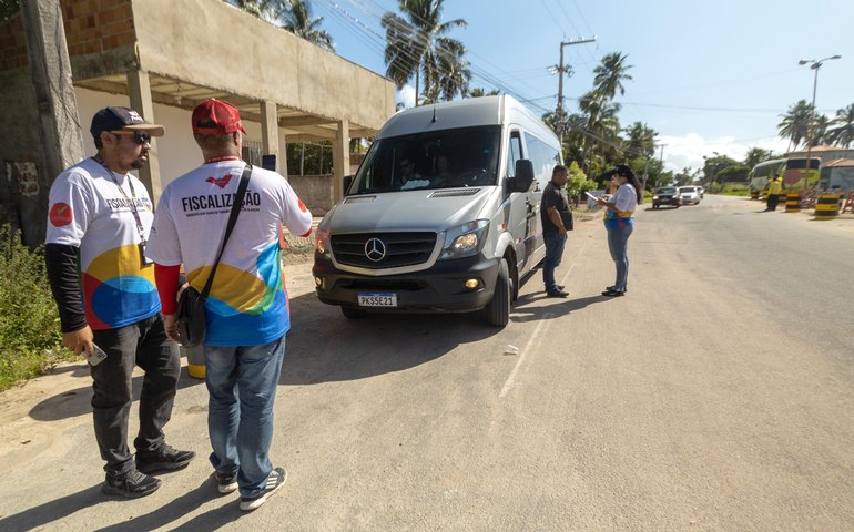 Nova fiscalização de transportadores turísticos identifica irregularidades em Maragogi
