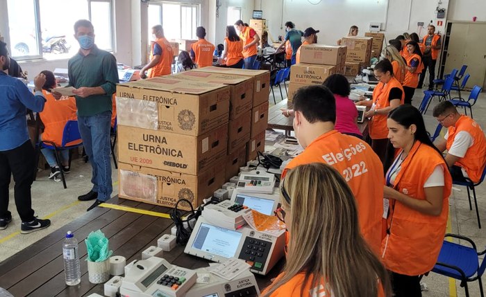 Urnas eletrônicas Urnas eletrônicas