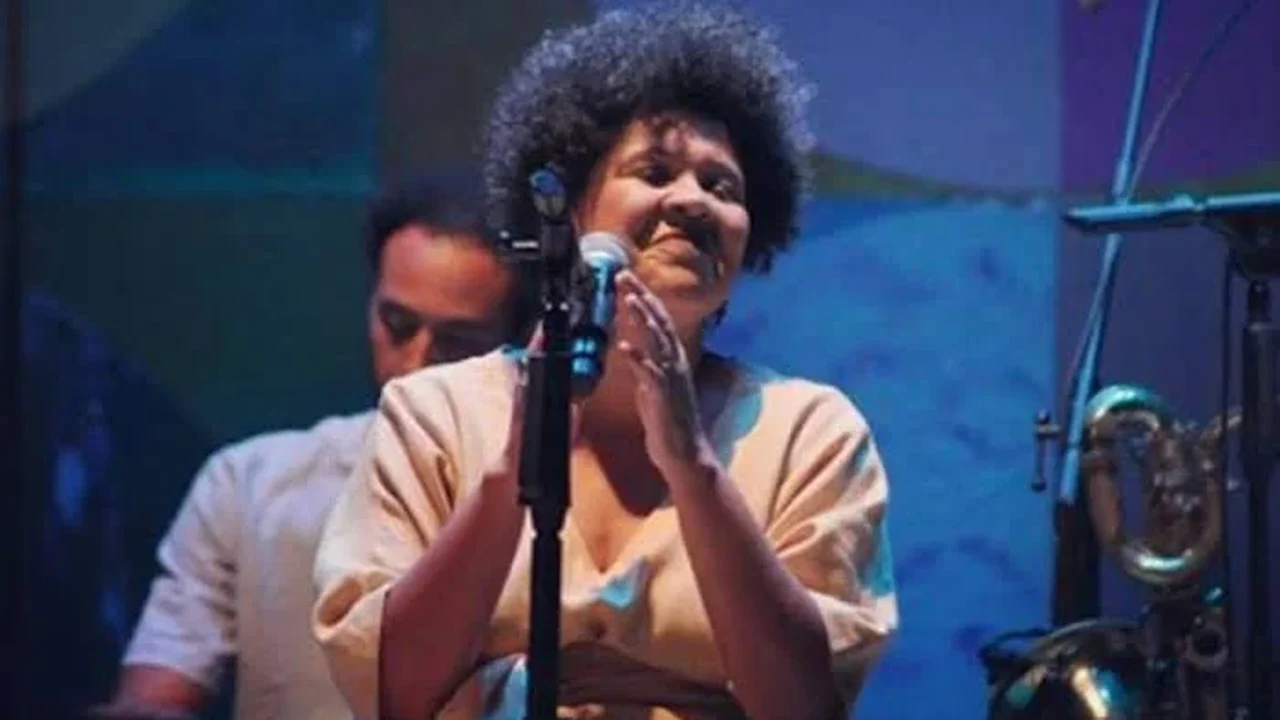 Nara Gil relembra lado mais íntimo de Preta Gil e a convivência longe dos holofotes: 'Sempre gostou de alegrar os outros'