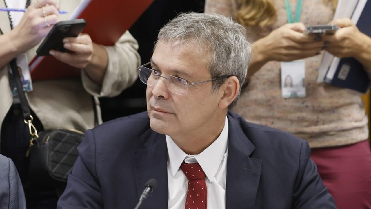 Lindbergh recorre contra envio do caso Dark Horse a Mendonça
