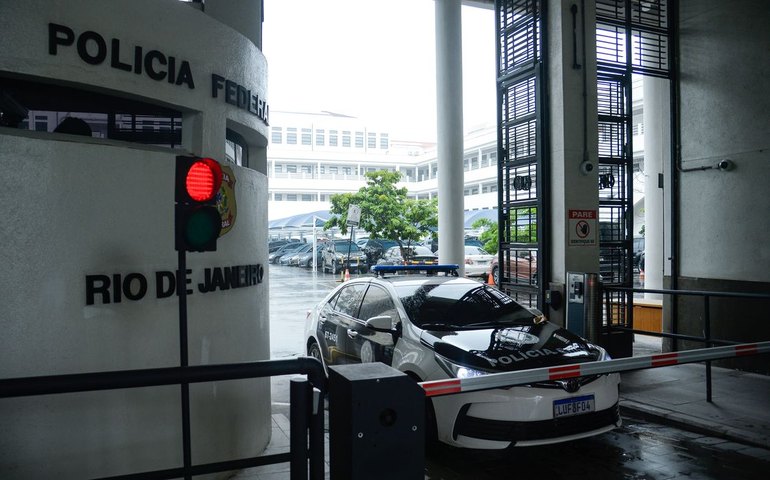 RJ: PF combate pesca e comercialização de camarão no período de defeso