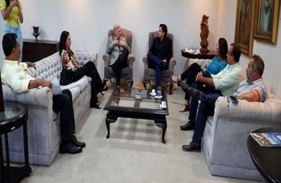 Presidente e superintendente participam de audiência com o governador de AL