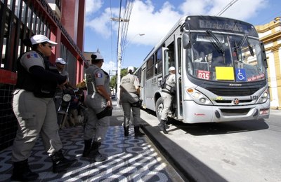 Com redução de 55.9%, Maceió tem queda pelo oitavo mês, no número de assaltos a ônibus