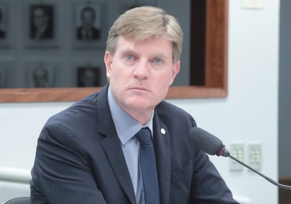 Projeto concede incentivo tributário para empresa que oferecer vagas de creche