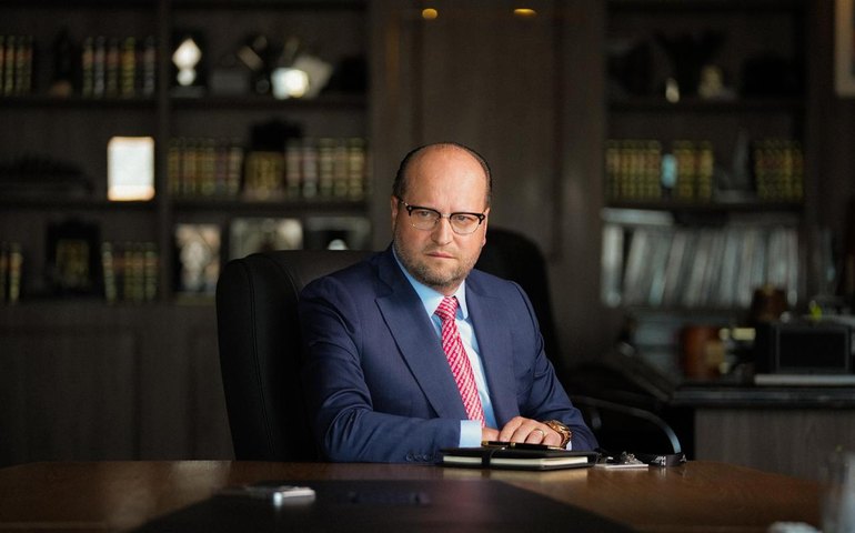 'Loucura, não. Coragem!' de Nelson Wilians chega às livrarias alagoanas