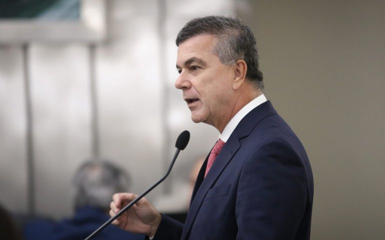 Ronaldo Medeiros protocola projeto para uso de câmeras durante operações policiais