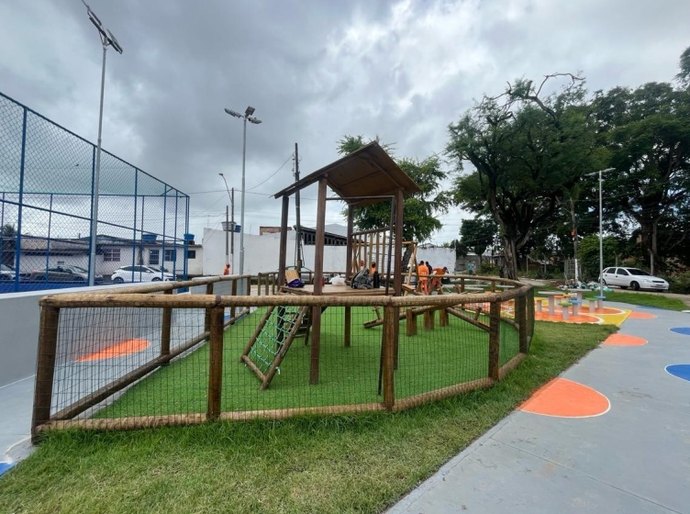 Brota na Grota transforma terreno abandonado em espaço vivo e acolhedor para moradores do Conjunto Novo Jardim