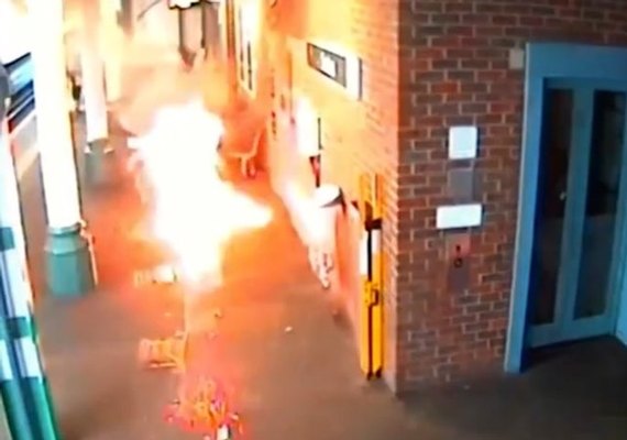 Bicicleta elétrica explode em estação de trem em Londres; veja vídeo