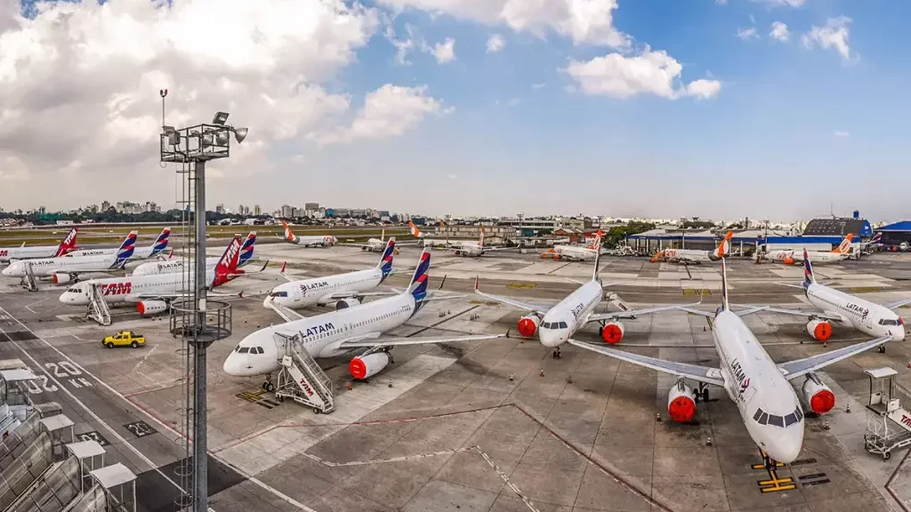 Panamá e Venezuela retomam operações aéreas comerciais; companhias já anunciam voos