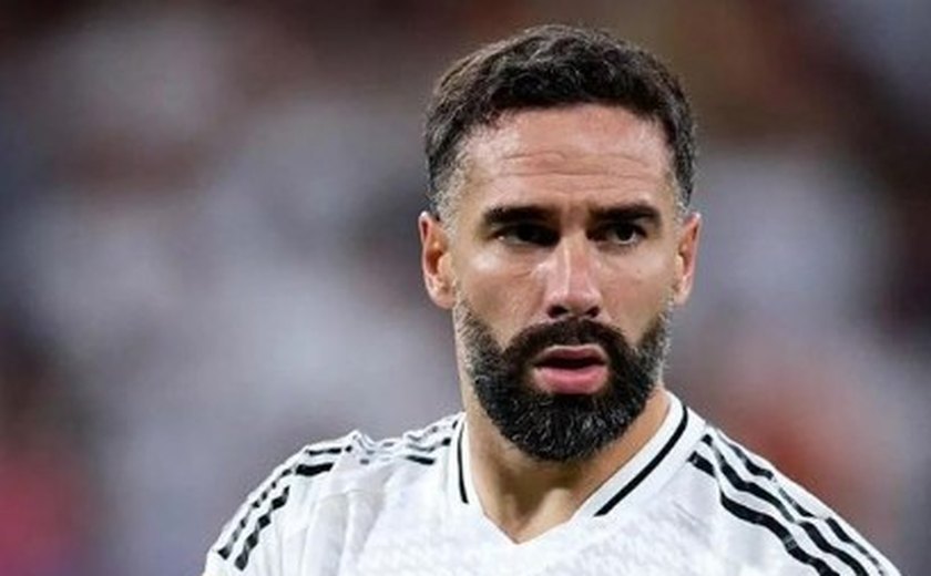 Real Madrid renova contrato com Carvajal horas depois de constatada lesão grave no joelho direito