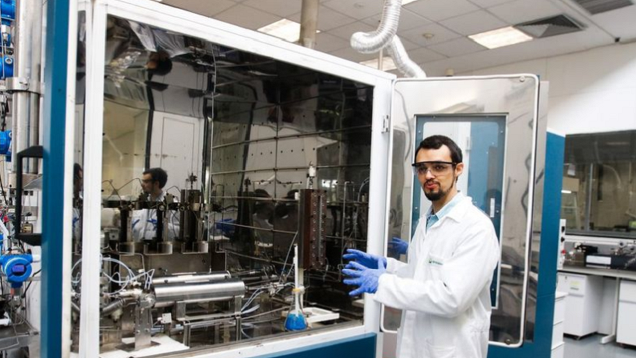 Nanotecnologia pode ser arma contra a Covid-19; pesquisadores brasileiros trabalham em remédio com menos efeito colateral
