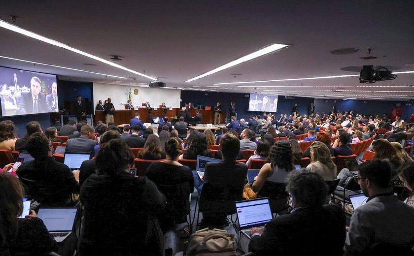 Após depoimento ao STF, Braga Netto pede para deixar a prisão