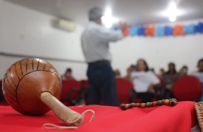 Palestra com gestores de escolas discute importância das questões indígenas no currículo escolar