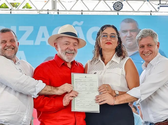 Governo assina acordo para acelerar regularização fundiária