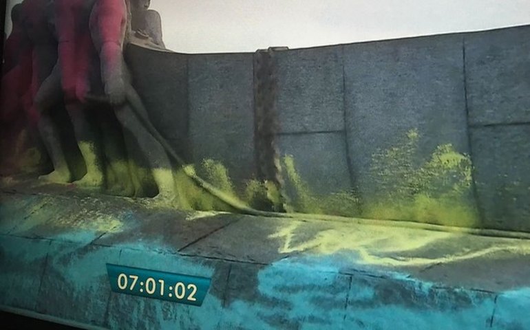 Ex-presidente pede que seja anulada a cassação e imediata volta ao cargo.