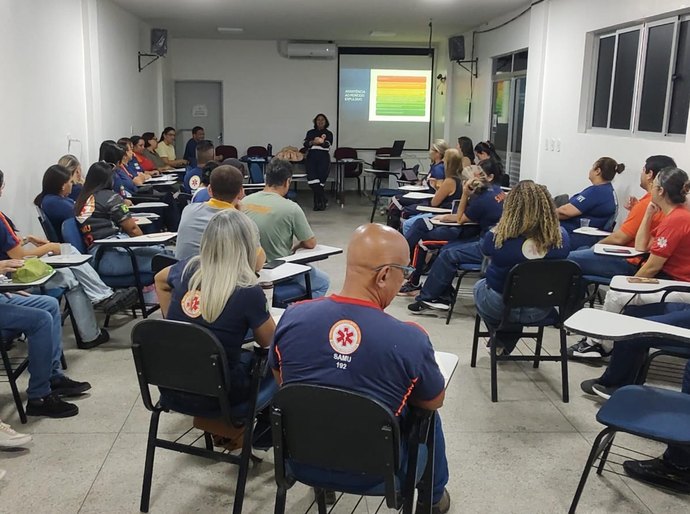 Samu Maceió capacita profissionais para partos seguros em ambiente pré-hospitalar