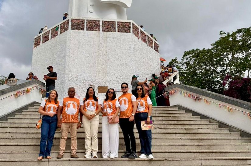 Com mais de 500 romeiros, Lagoa da Canoa realiza grande romaria a Juazeiro do Norte