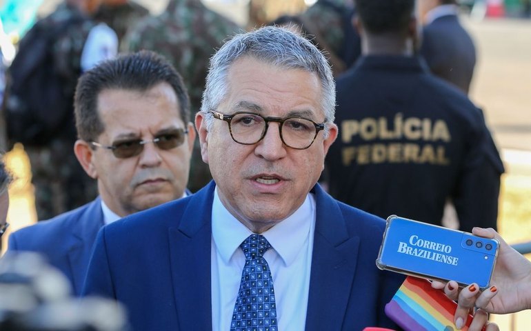 Governo quer pagar compensação de perdas com ICMS até novembro