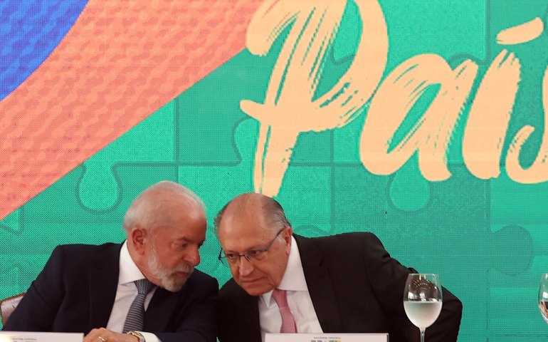Agenda econômica com fundo político dos EUA causa disputa sem precedentes com o Brasil, diz mídia