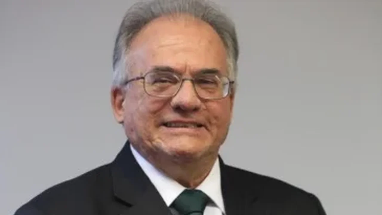 Ministro do TST determina que sindicatos mantenham ao menos 60% de servidores da Caixa em agências em meio a greve