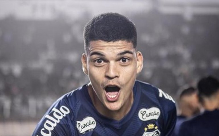 Brazão deixa tropeços do Santos de lado e quer paz com a torcida: 'Contamos com o apoio deles'