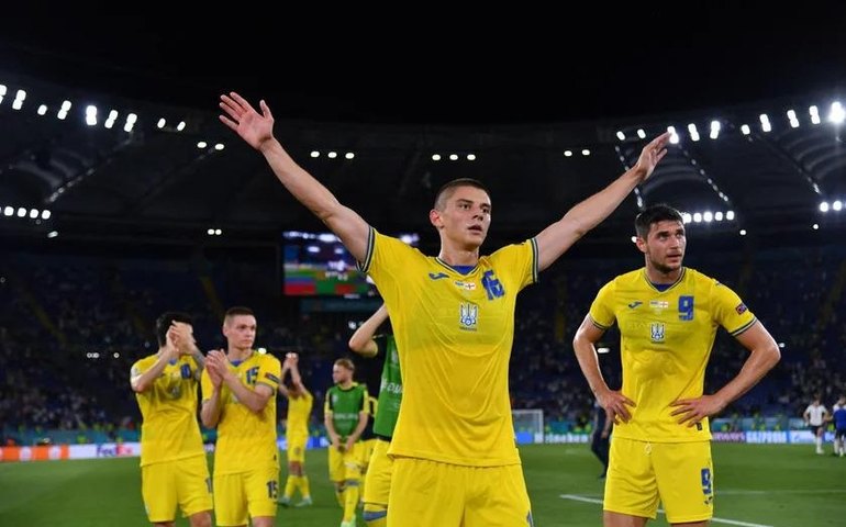 Ucrânia enfrenta Escócia por vaga na Copa e tenta esquecer guerra por 90 minutos