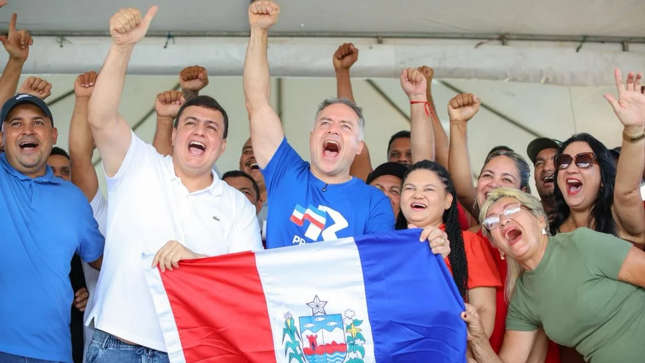“Rio Largo reconhece quem trabalha”, diz prefeito Carlos Gonçalves ao receber Renan Filho