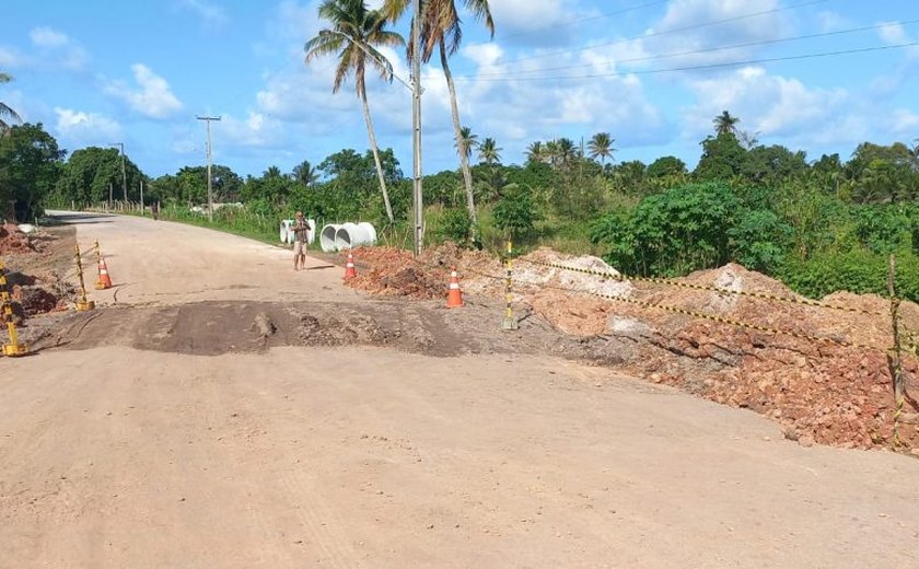 Prefeitura de Penedo libera o trânsito na Rodovia Mário Freire Leahy