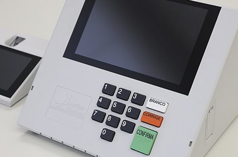 TSE abre consulta pública para definir modelo da nova urna eletrônica das Eleições de 2028