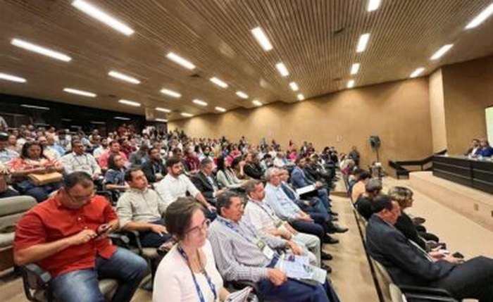 Prefeitos participam de evento em Maceió