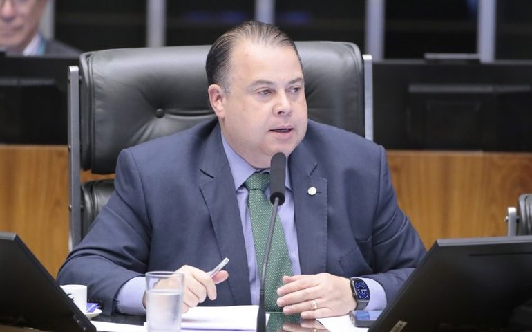 Comissão aprova incentivo a projetos da sociedade civil voltados para idosos