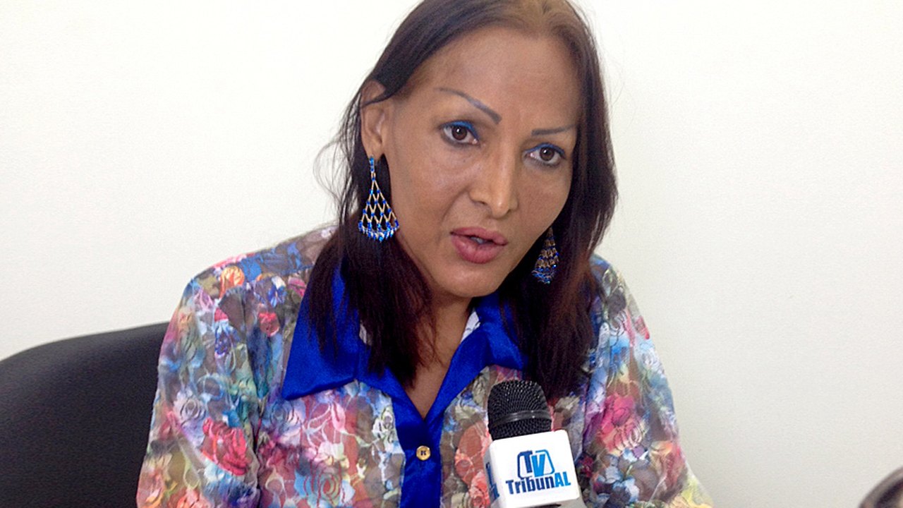 Justiça concede mudança de nome a transexual alagoana