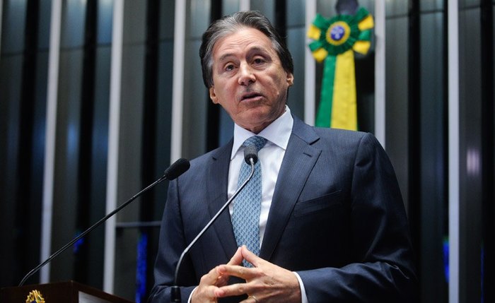 O presidente do Senado, Eunício Oliveira, disse que a intenção é votar o financiamento de campanha  até a próxima terça - Foto: Divulgação