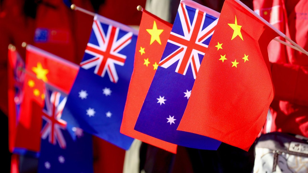 Austrália debate se AUKUS reforça defesa própria ou alinhamento à estratégia dos EUA, diz mídia