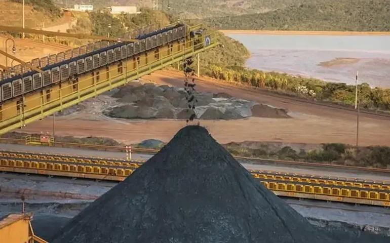 Anglo American vende fatia adicional de negócios em carvão na Austrália por US$ 3,8 bilhões