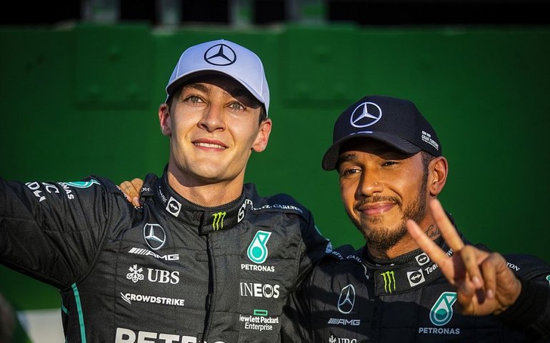 Hamilton e Russell voltam a travar batalha por posição, mas minimizam disputa entre Mercedes