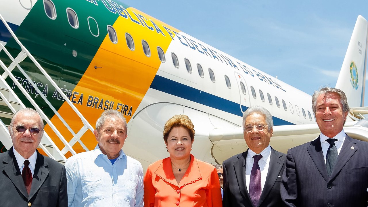 Collor, Lula, Sarney e FHC irão com Dilma para os funerais de Mandela