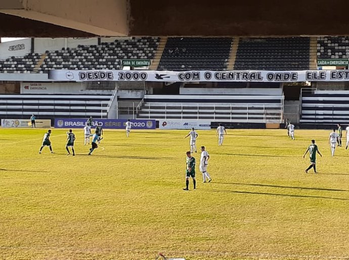Coruripe é goleado pelo Central em crise e ressuscita a Patativa do Agreste